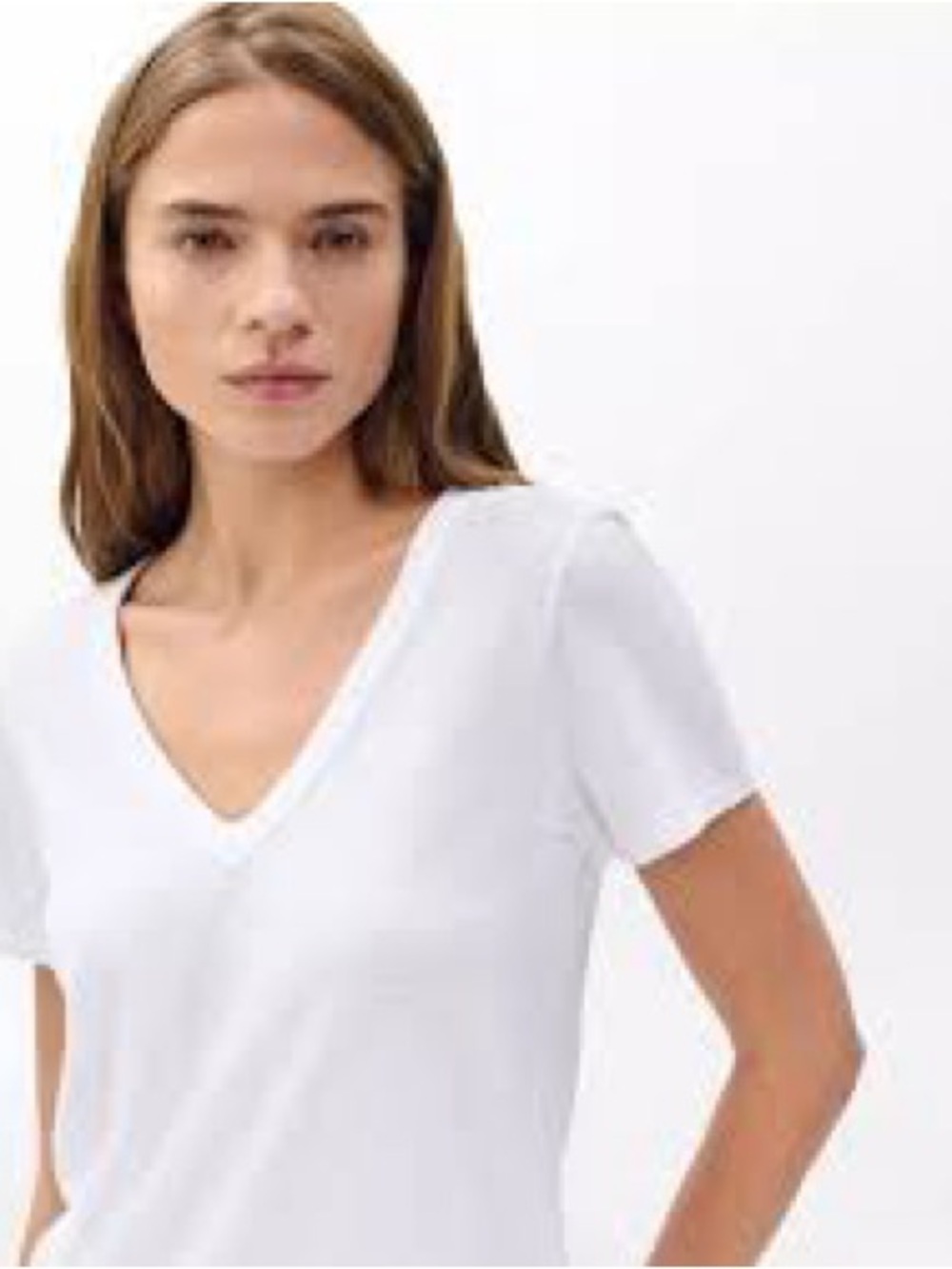 Theory White V-Neck Short Sleeve Tee